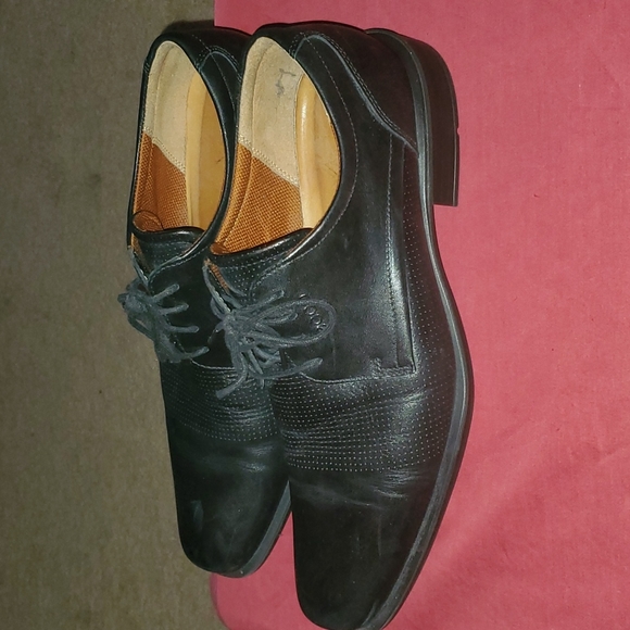 Ecco Dress Shoes - Picture 3 of 7